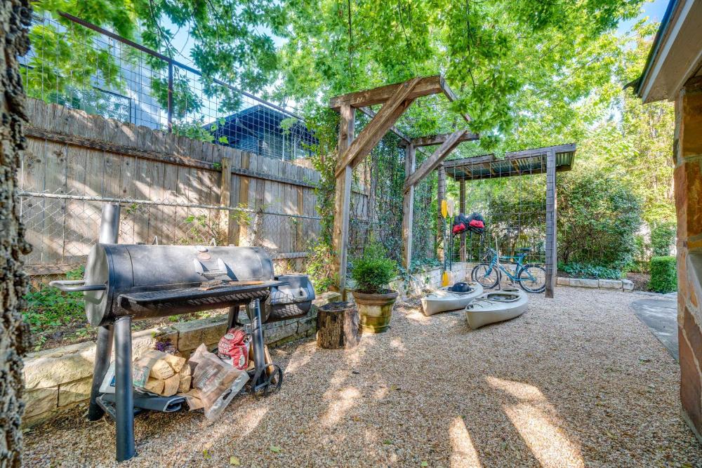 4 Mi to Dtwn Tranquil Retreat in Austin!